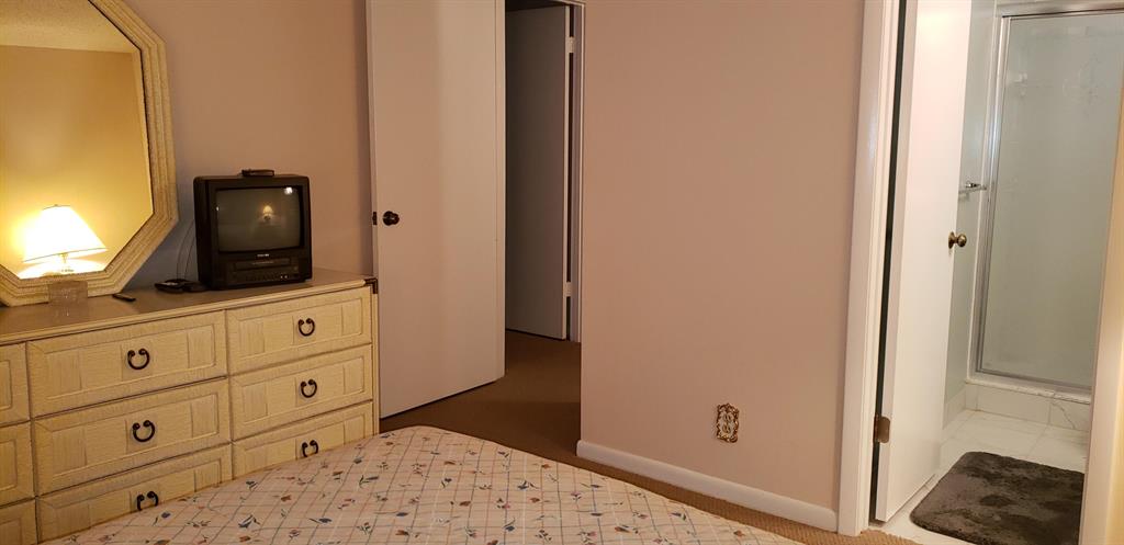 PINE RIDGE SOUTH III CONDO - Residential