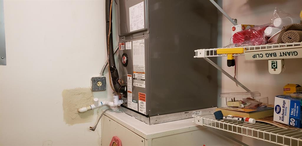 PINE RIDGE SOUTH III CONDO - Residential