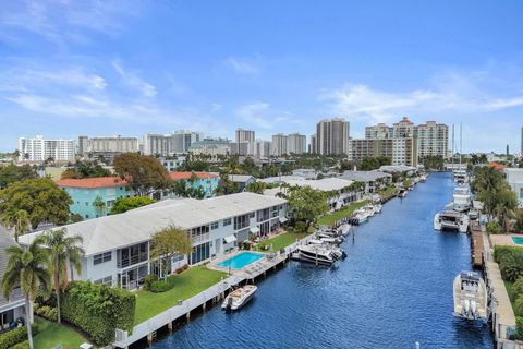 Tiny photo for 2820 NE 30th Street #Unit 2, Fort Lauderdale, FL 33306 (MLS # B26015053)