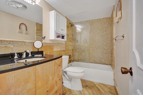 Tiny photo for 2820 NE 30th Street #Unit 2, Fort Lauderdale, FL 33306 (MLS # B26015053)