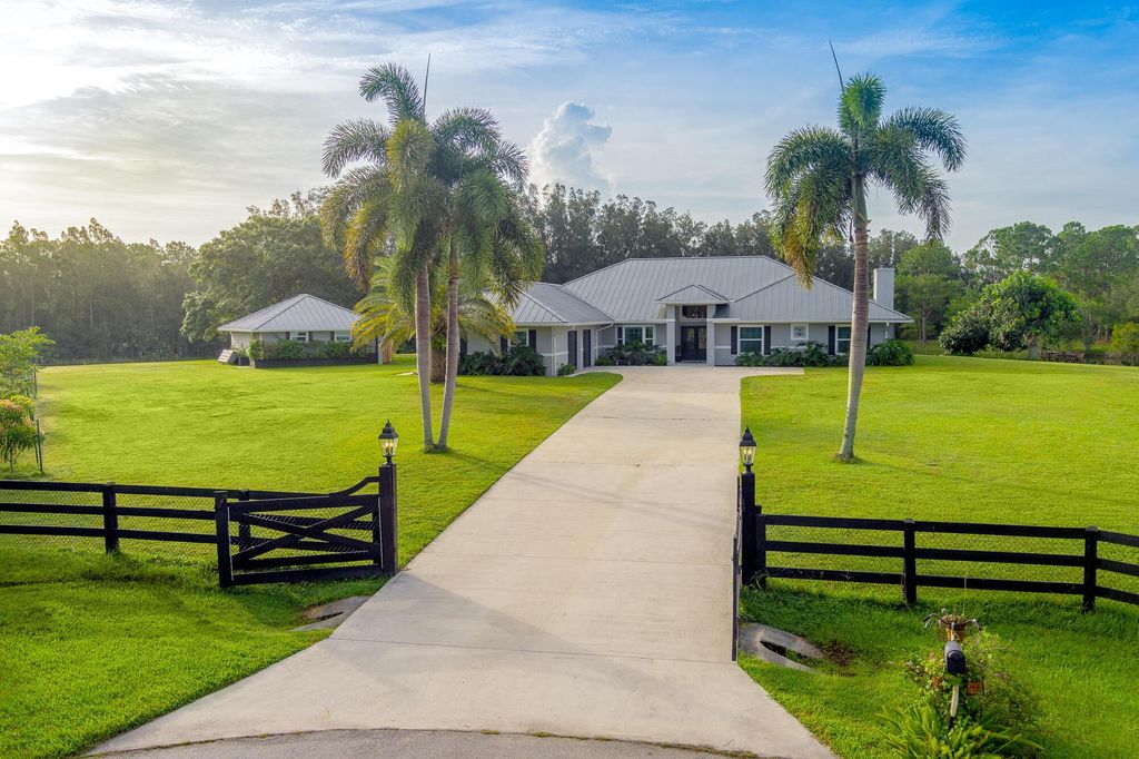 Photo of 1159 SW Lynwood Lane, Palm City, FL 34990 (MLS # R10907473)