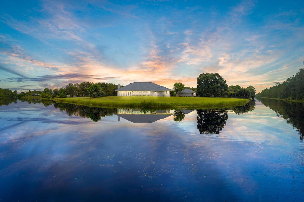 Photo of 1159 SW Lynwood Lane, Palm City, FL 34990 (MLS # R10907473)