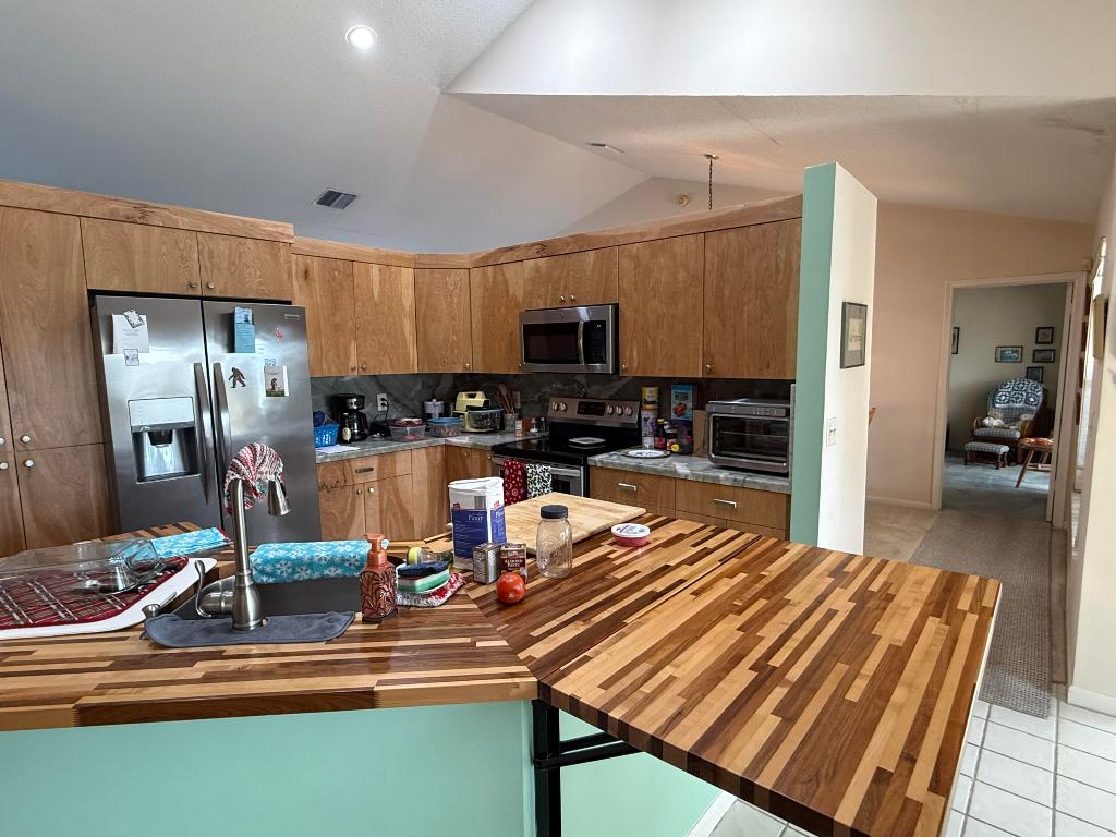 9271 Sun Pointe Drive