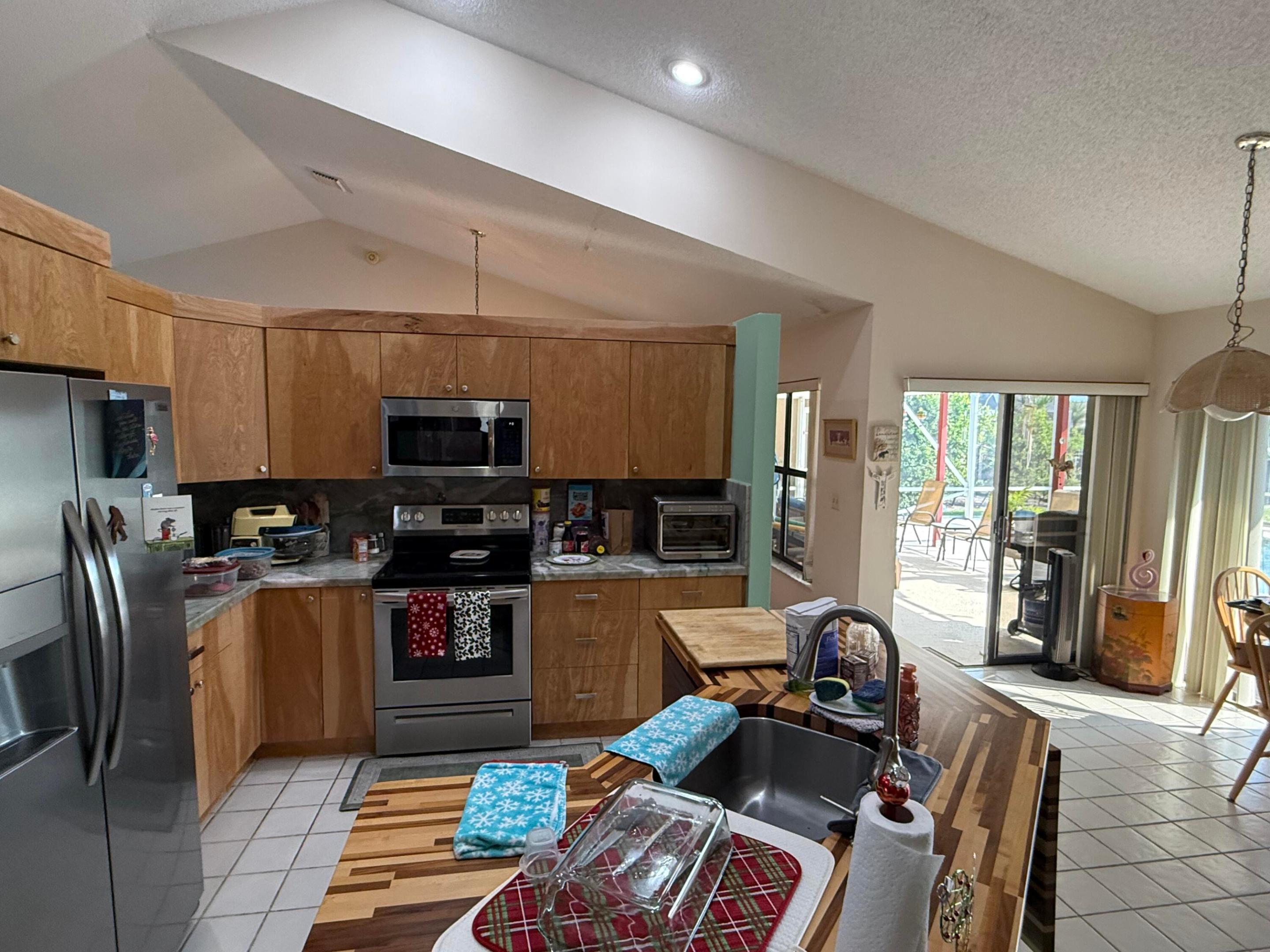 9271 Sun Pointe Drive