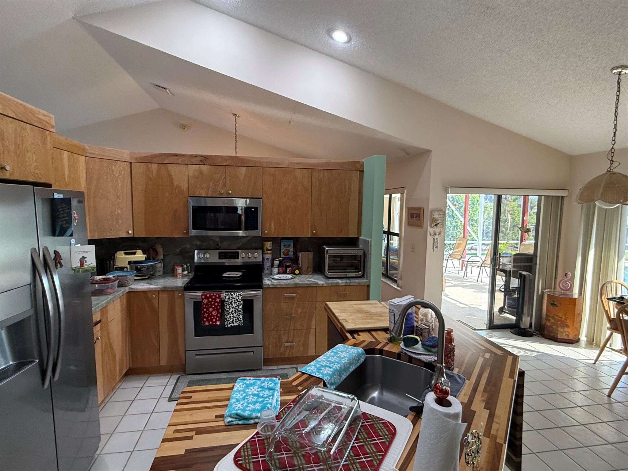 9271 Sun Pointe Drive