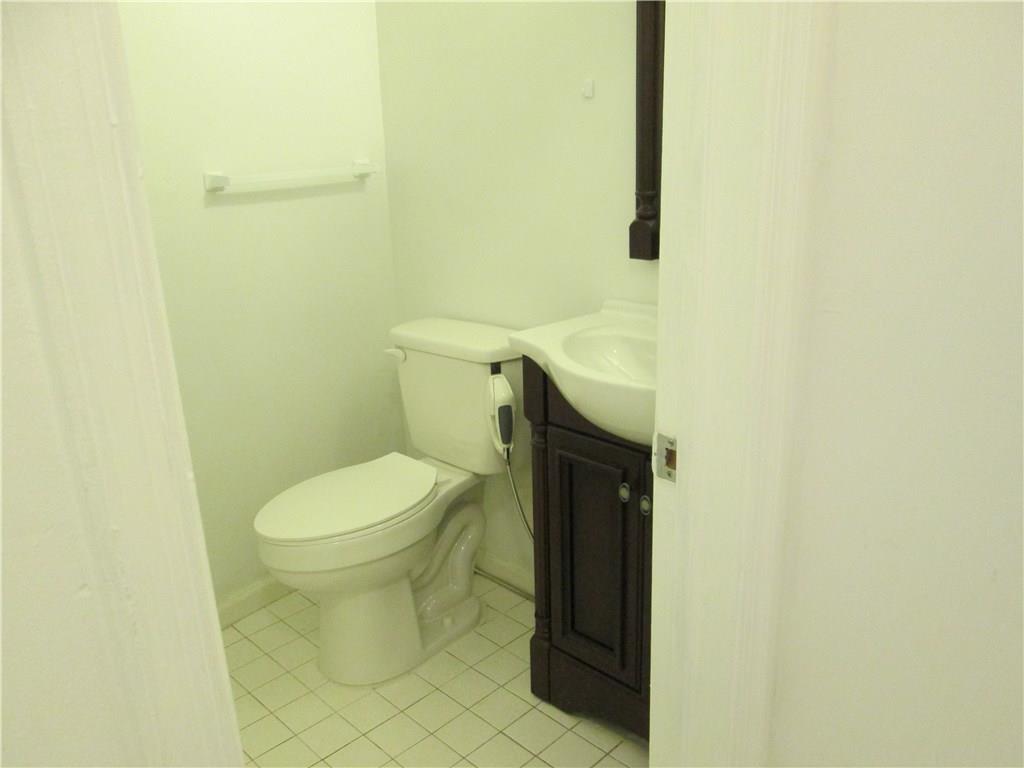 Imperial Point Colonnades - Residential Lease