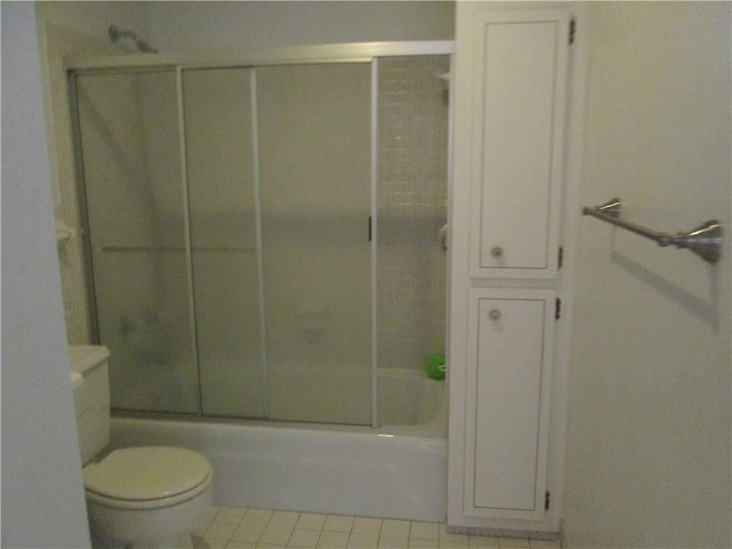 Imperial Point Colonnades - Residential Lease