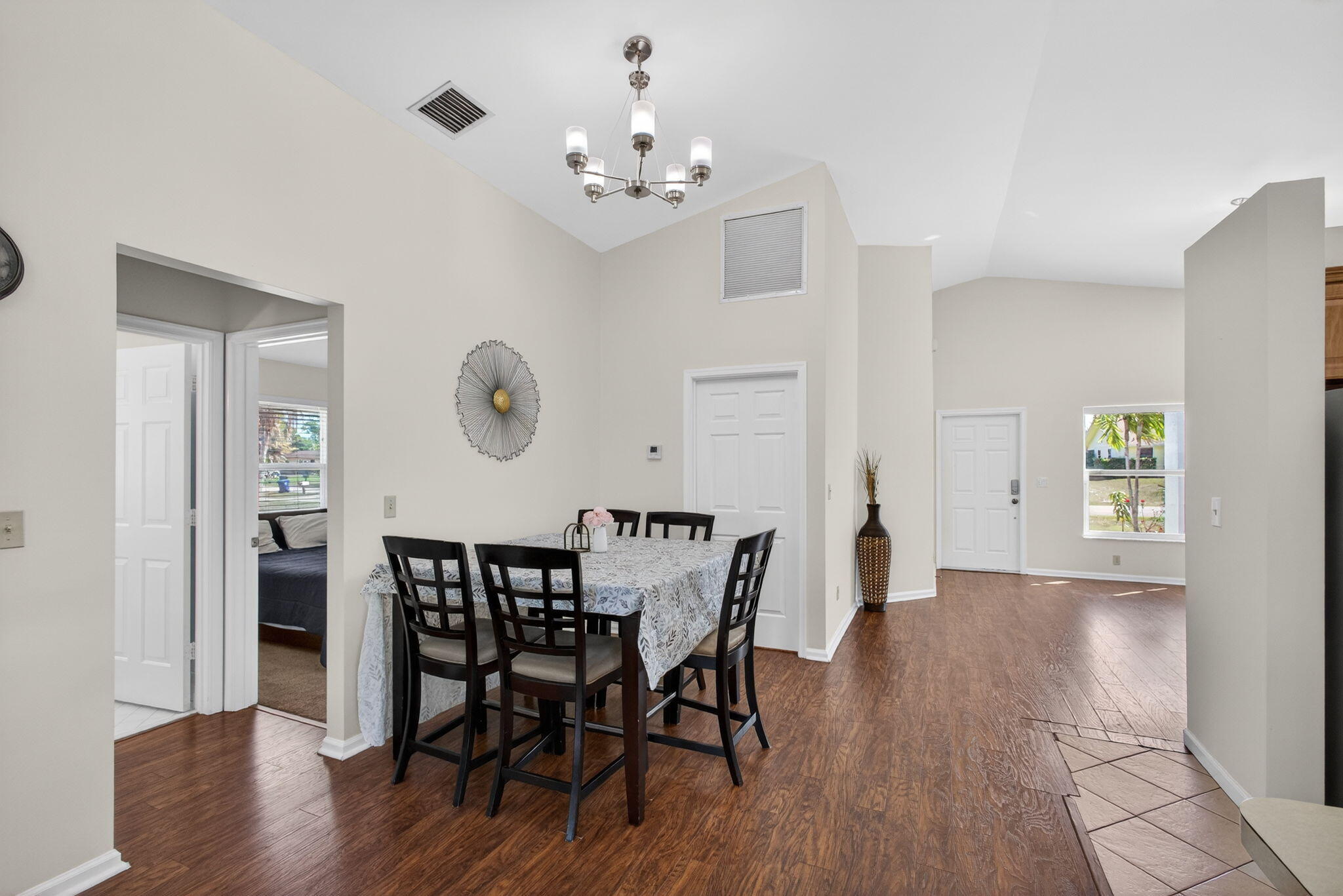 NORTH PALM BEACH HEIGHTS SEC 2B - Residential Lease