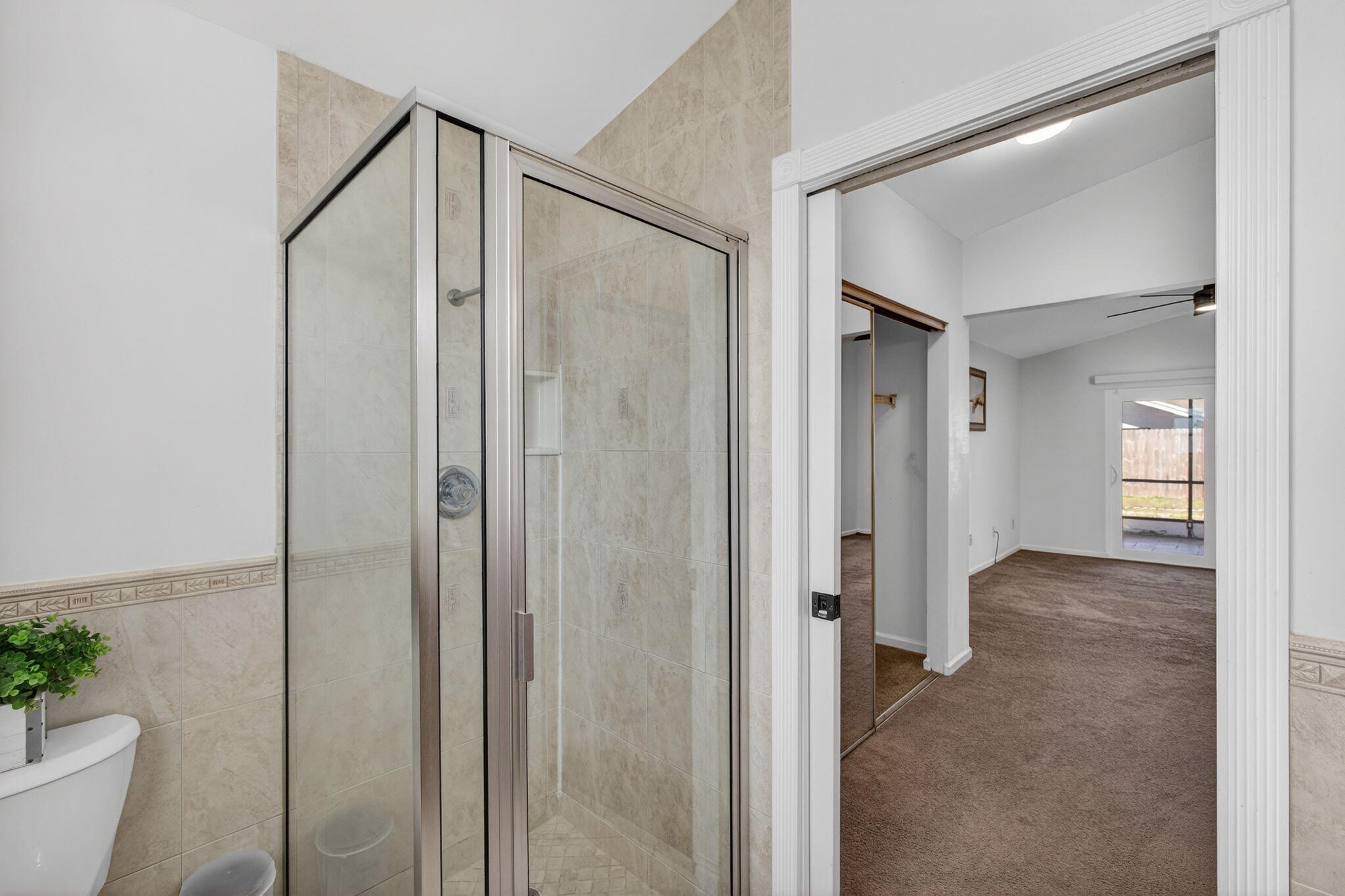 NORTH PALM BEACH HEIGHTS SEC 2B - Residential Lease