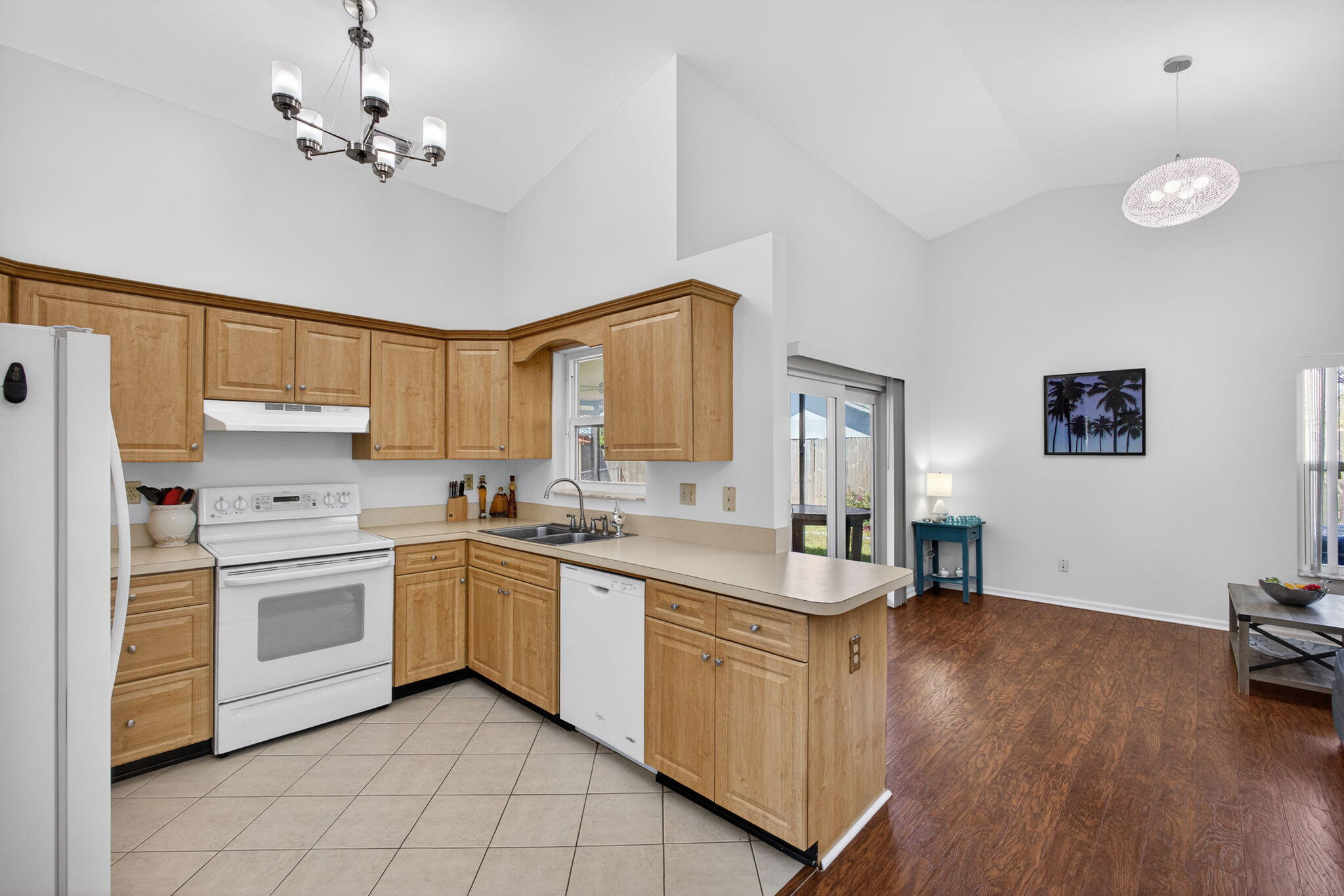 NORTH PALM BEACH HEIGHTS SEC 2B - Residential Lease