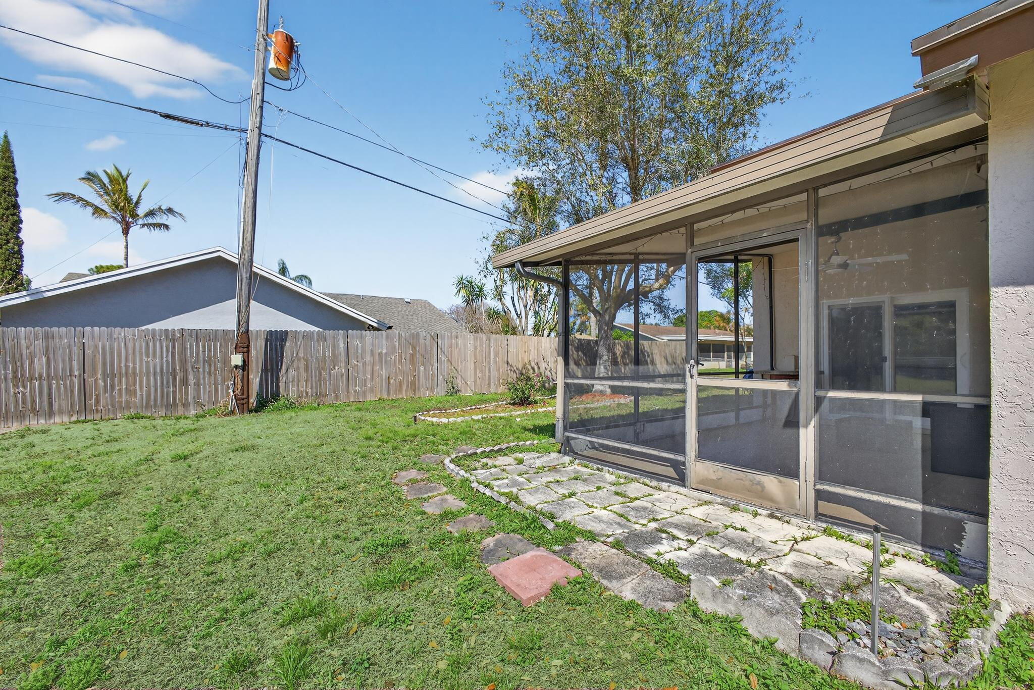 NORTH PALM BEACH HEIGHTS SEC 2B - Residential Lease