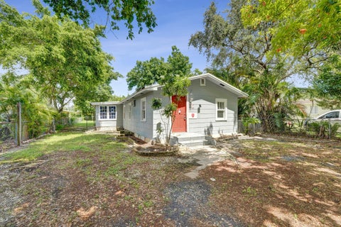 Tiny photo for 2315 MONROE Street, Hollywood, FL 33020 (MLS # B26075934)