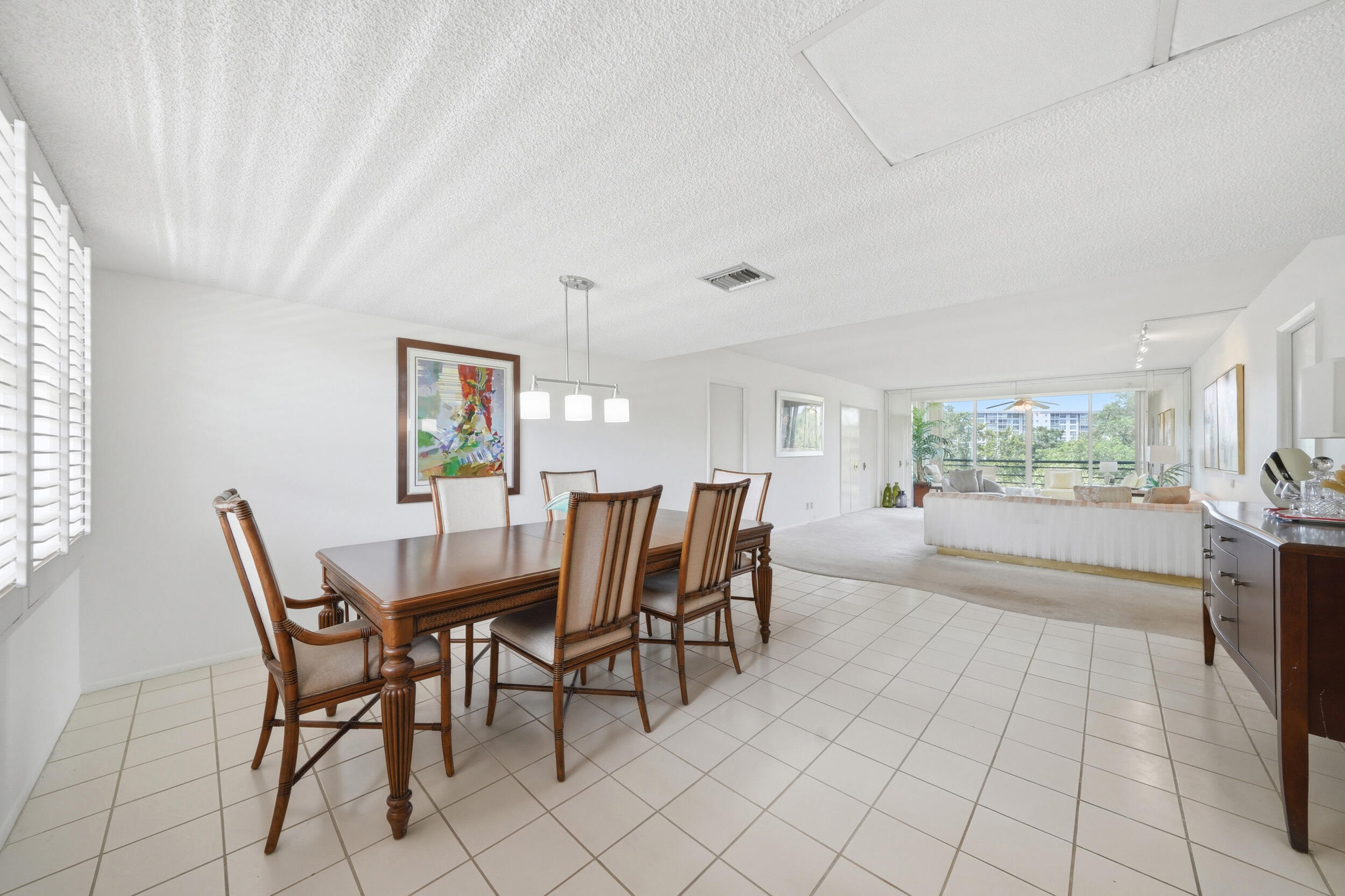 3800 Oaks Clubhouse Drive 410