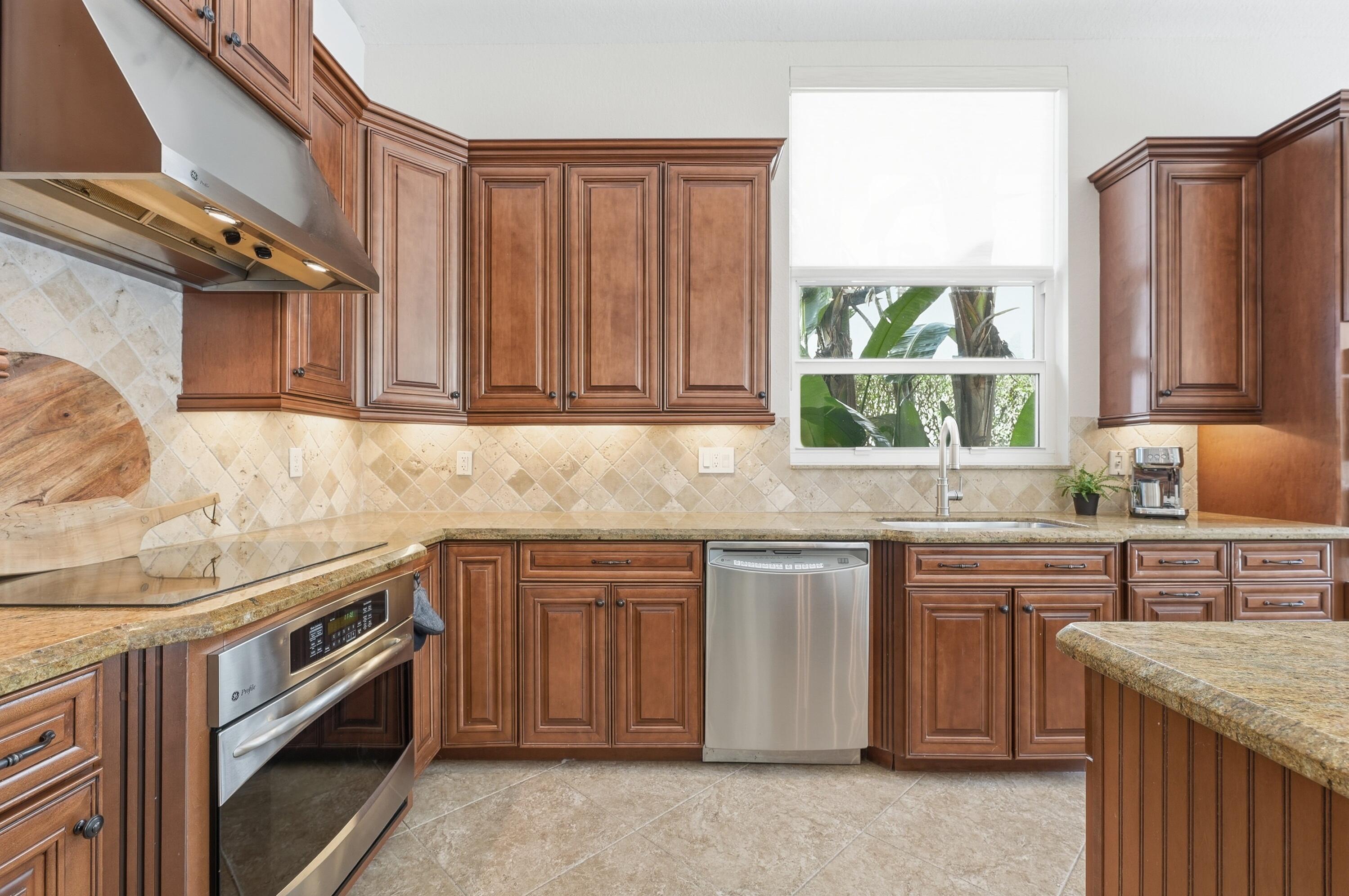 ISLES AT WELLINGTON 2 - Residential