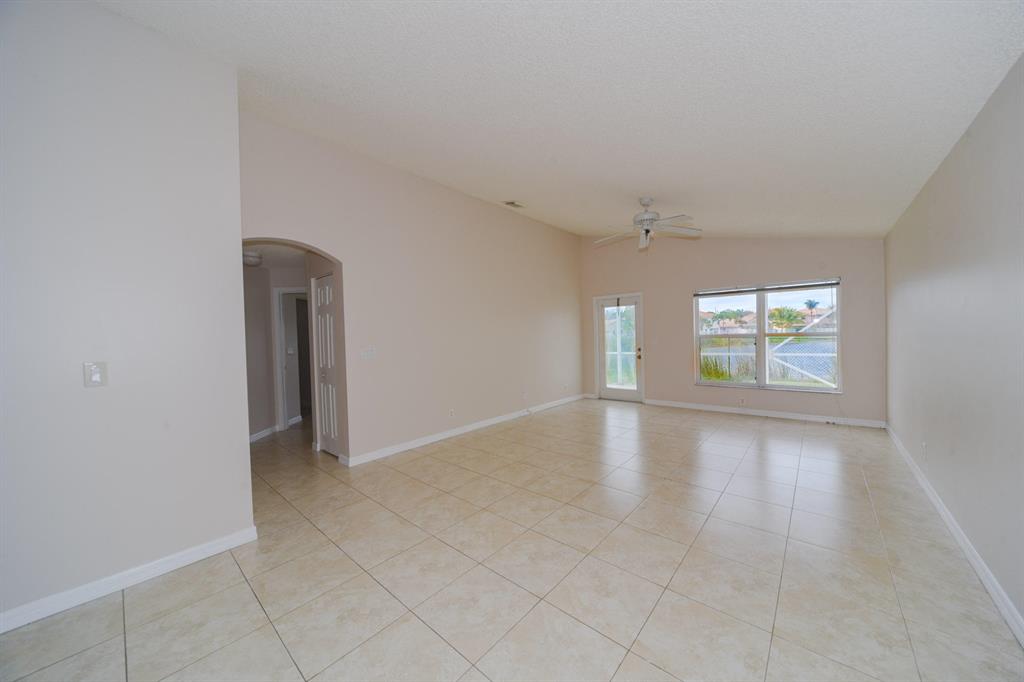 WILLOUGHBY FARMS - Residential