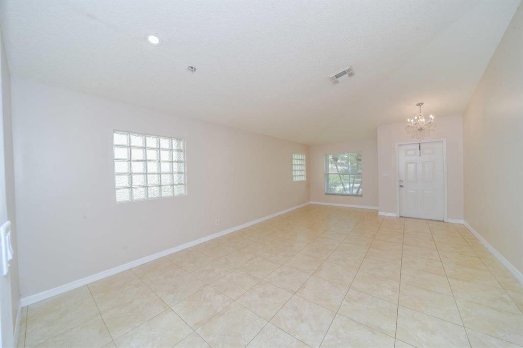 WILLOUGHBY FARMS - Residential