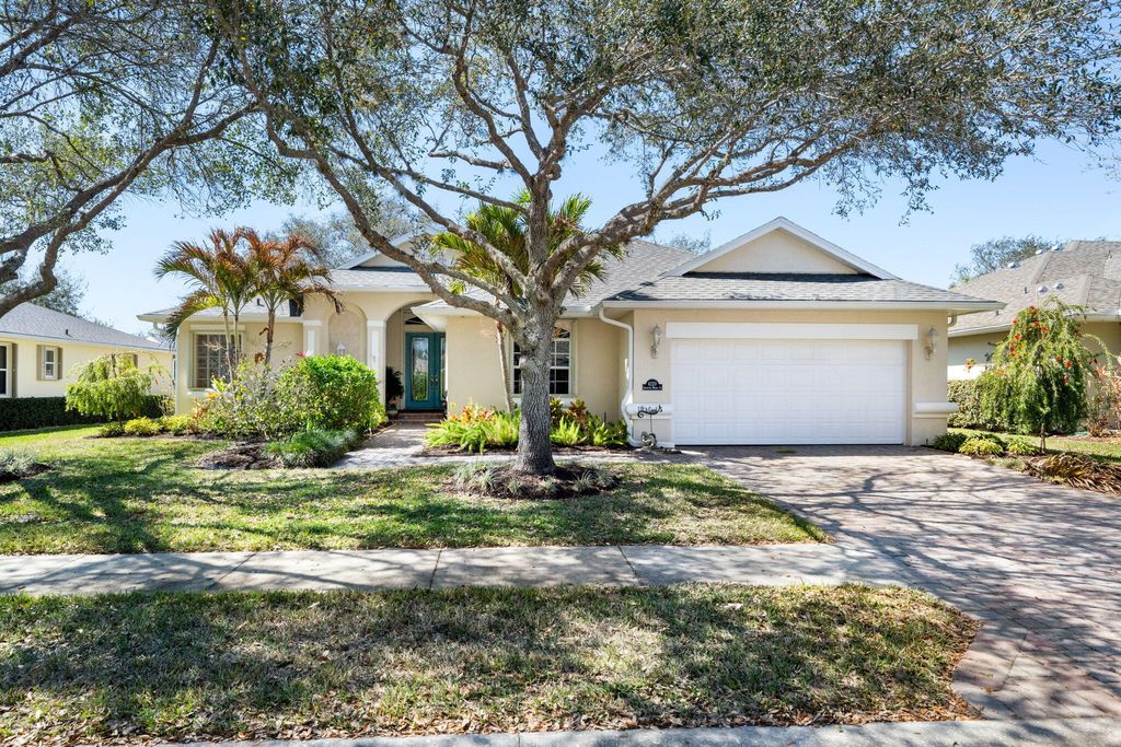 Photo of 4220 Abington Woods Circle, Vero Beach, FL 32967 (MLS # R11166586)