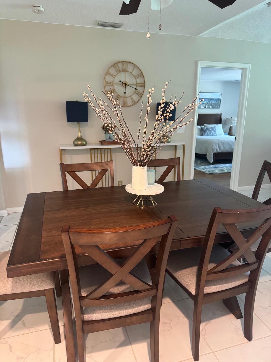 EASTPOINTE COUNTRY CLUB 5 - Residential Lease