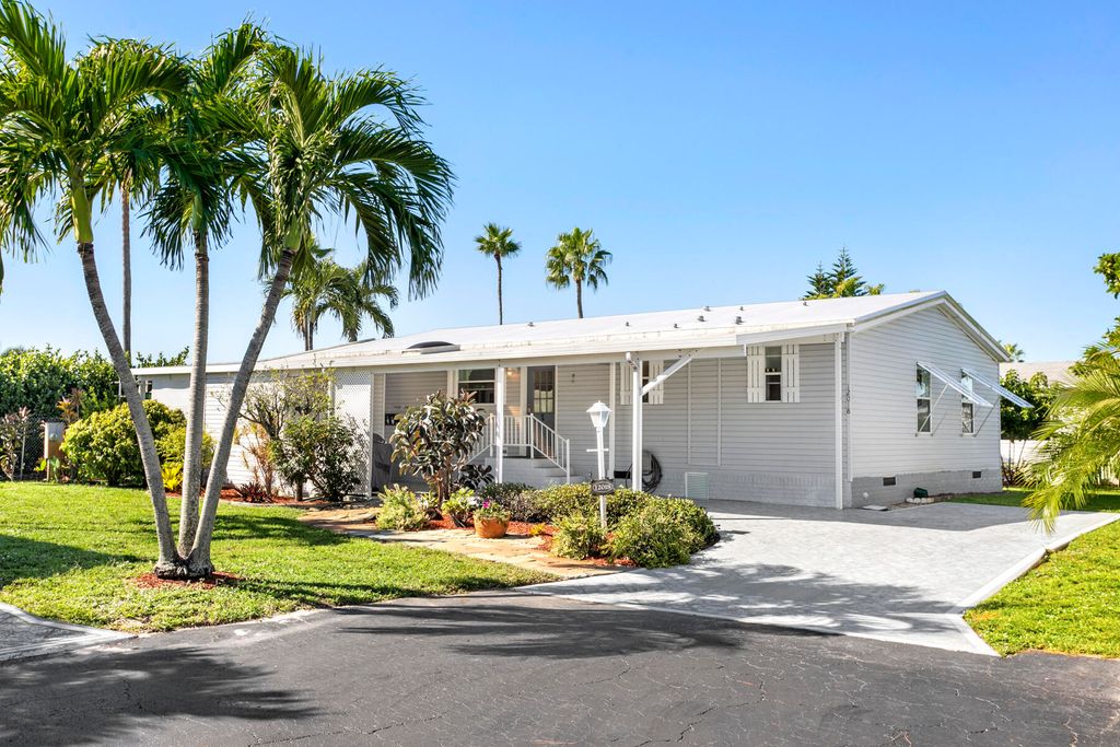 Photo of 12018 Iguana Bay, Boynton Beach, FL 33436 (MLS # R11137626)