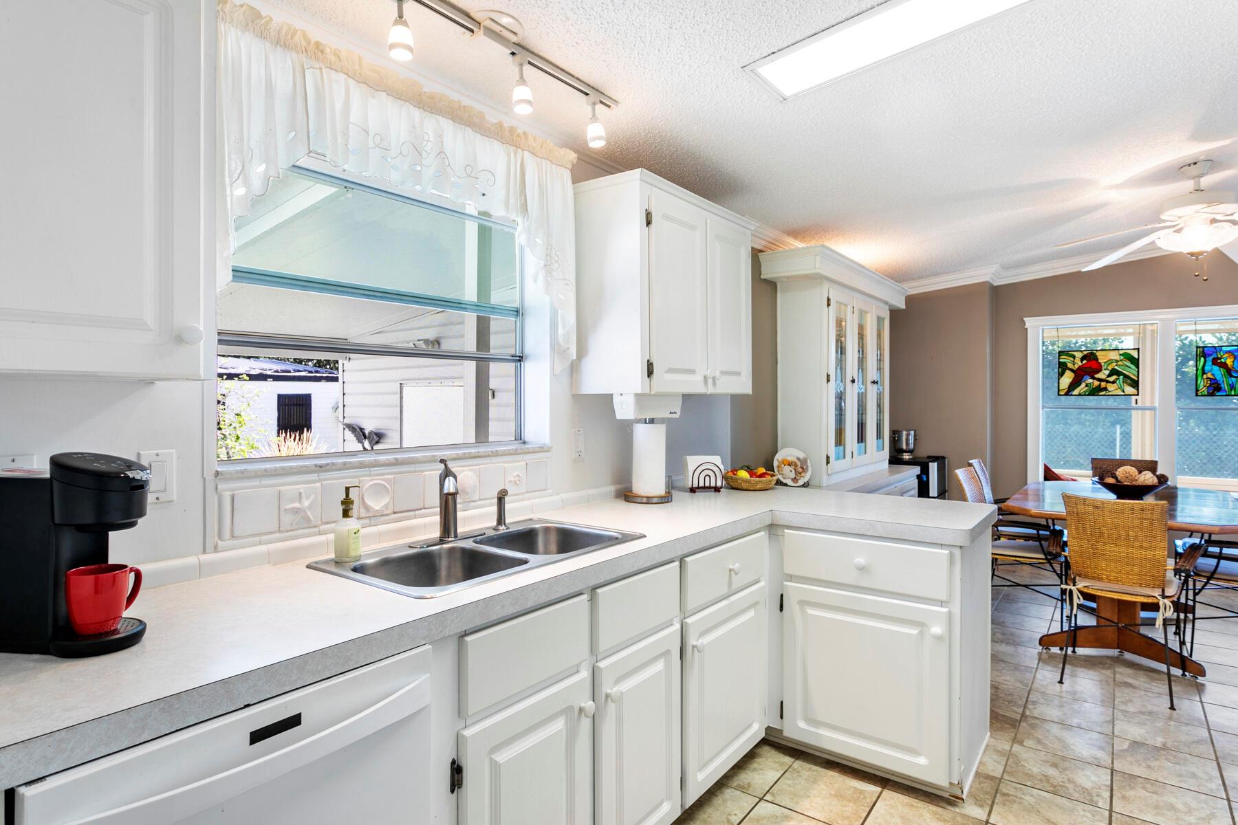 JAMAICA BAY MOBILE HOME C - Residential