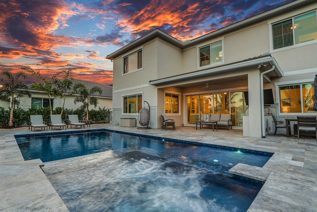 Photo of 12192 Waterstone Circle, Palm Beach Gardens, FL 33412 (MLS # R10973115)