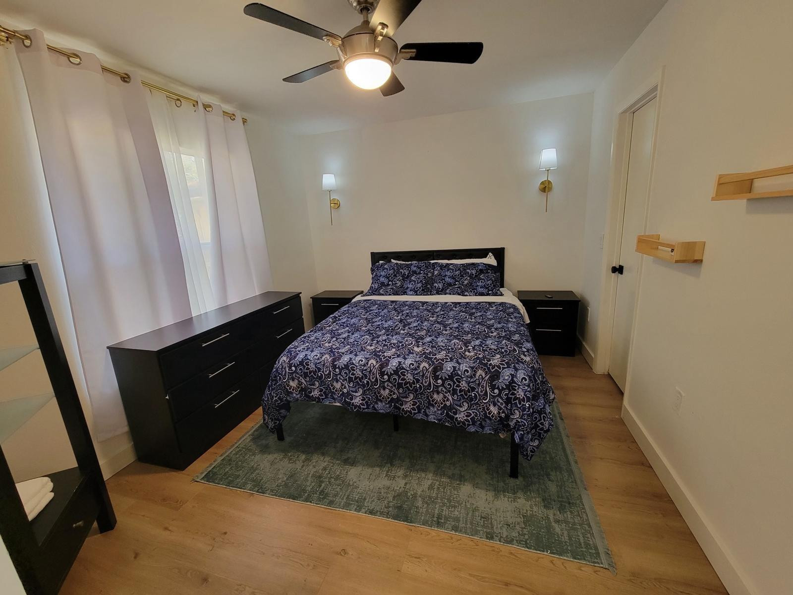 PALM LAKE CONDO - Residential Lease