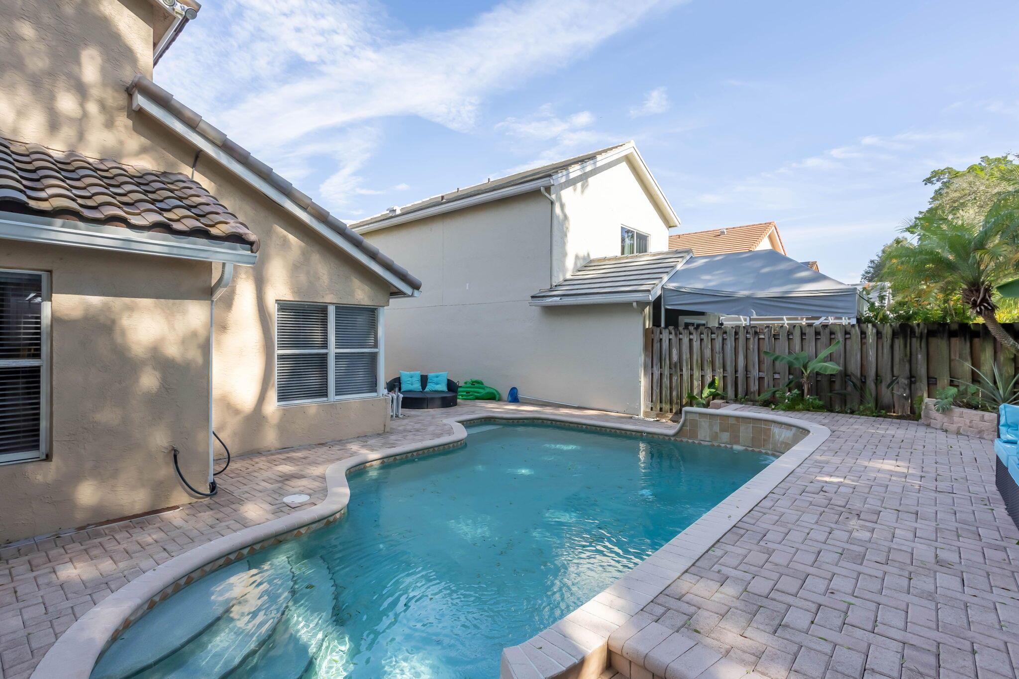 LAKE CHARLESTON 1 PAR C - Residential