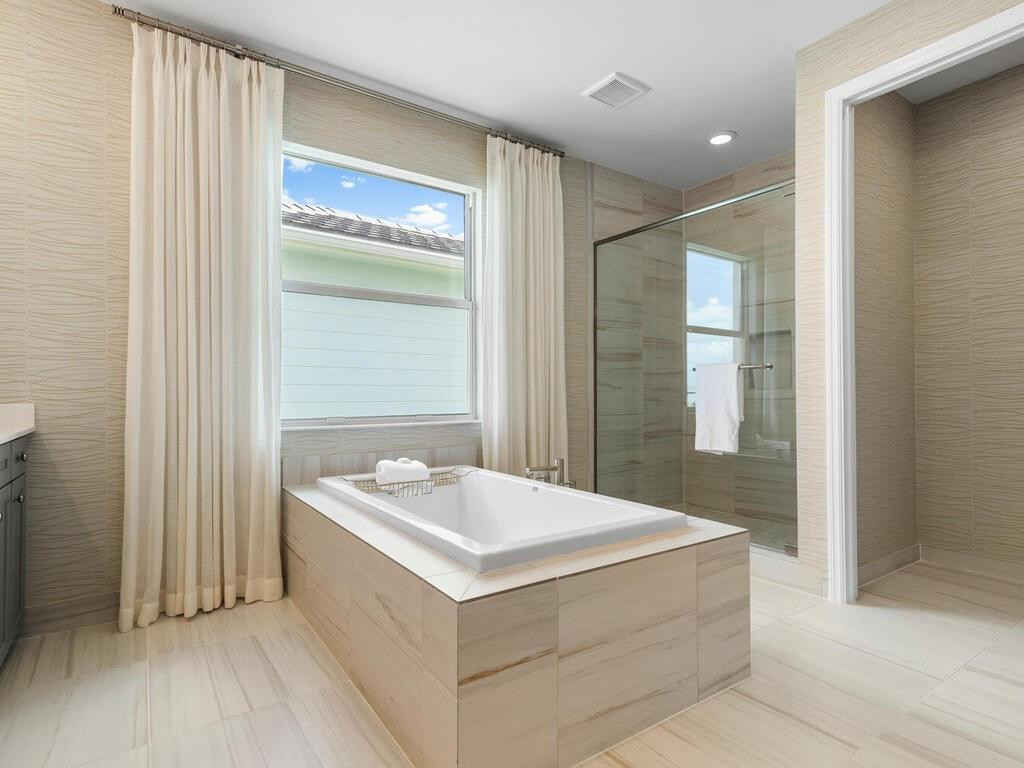 ARDEN PUD POD G SOUTH - Residential Lease