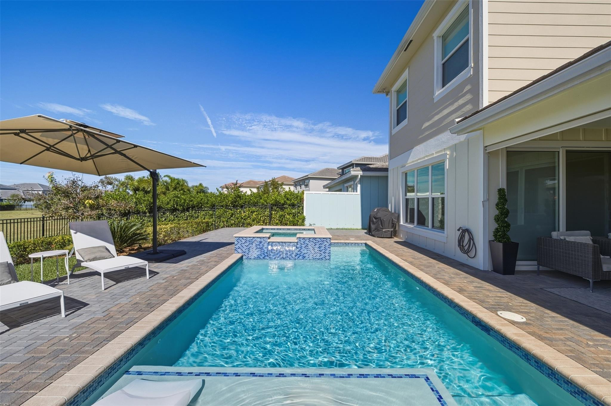 ARDEN PUD POD G SOUTH - Residential Lease