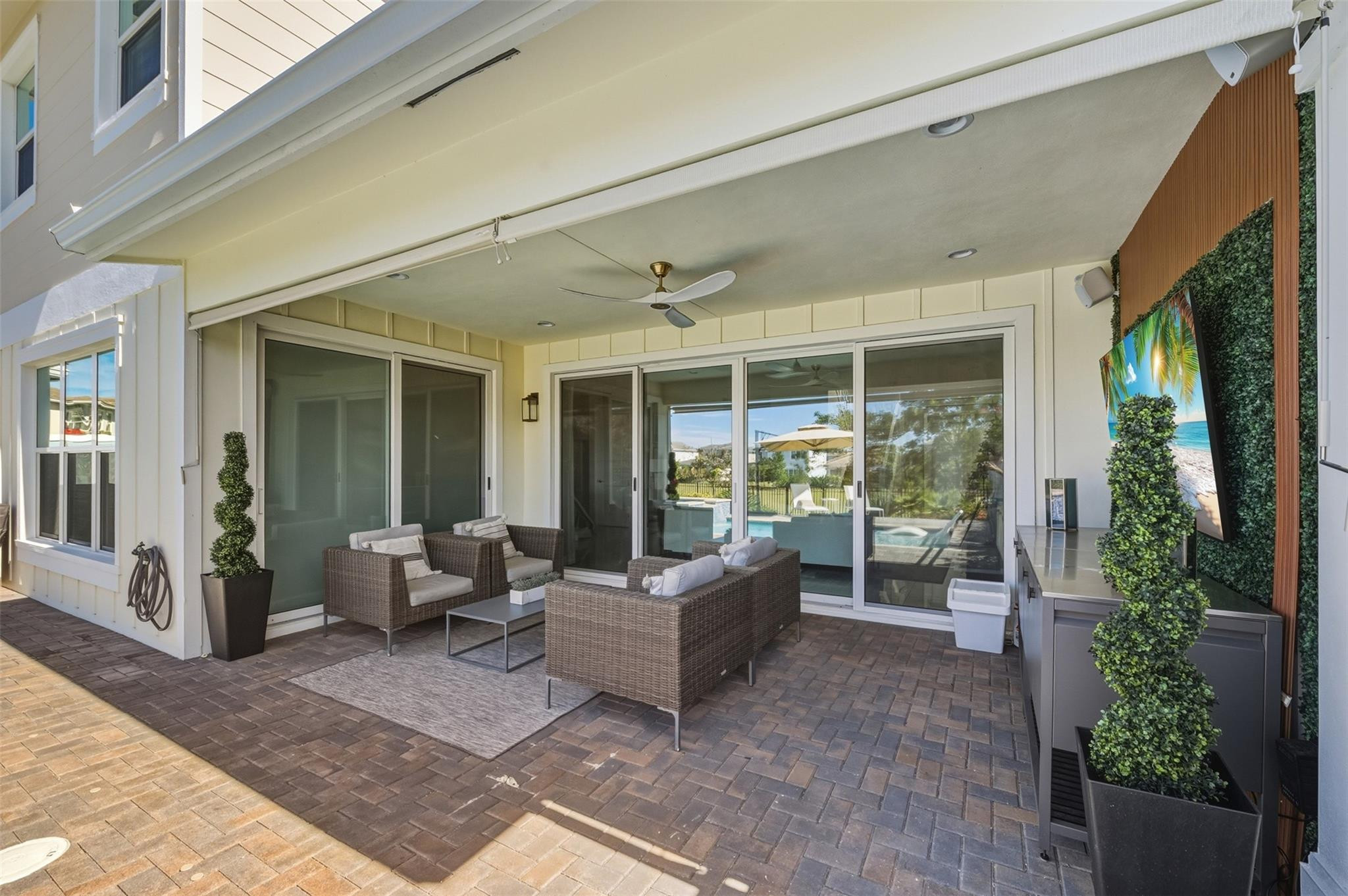 ARDEN PUD POD G SOUTH - Residential Lease