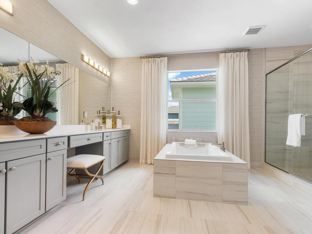 ARDEN PUD POD G SOUTH - Residential Lease