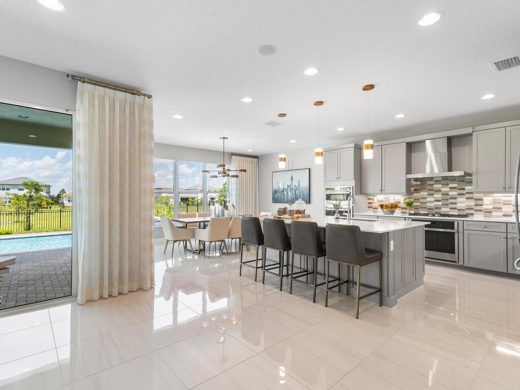 ARDEN PUD POD G SOUTH - Residential Lease
