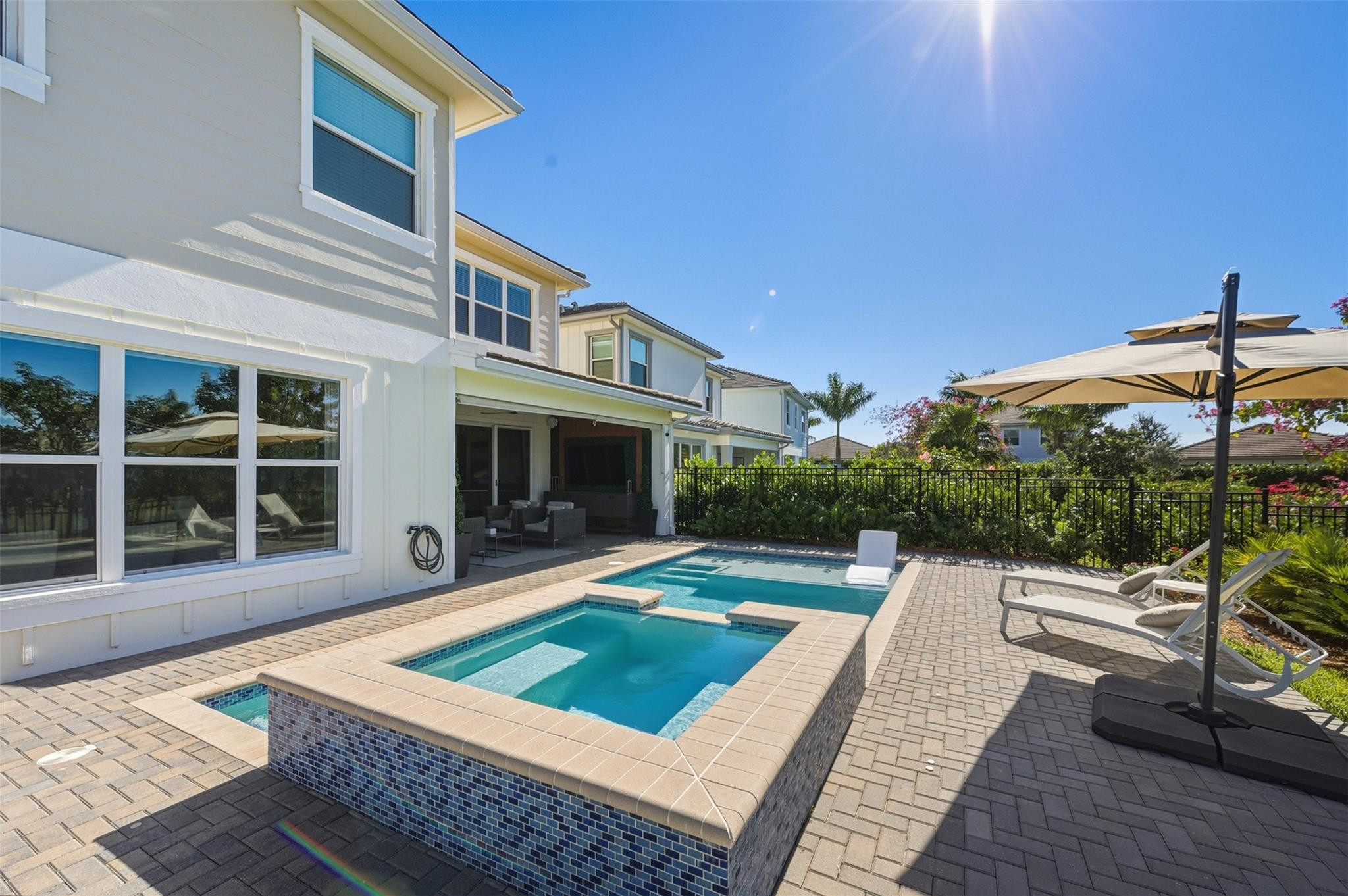 ARDEN PUD POD G SOUTH - Residential Lease