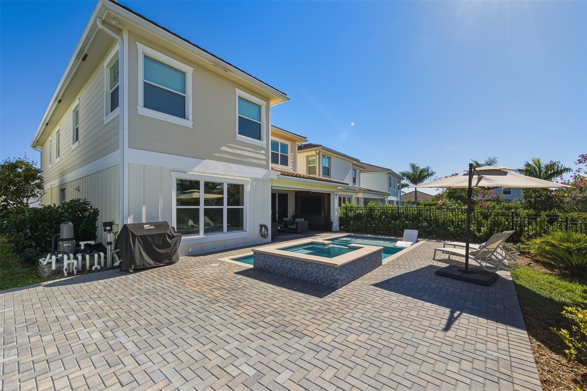 ARDEN PUD POD G SOUTH - Residential Lease