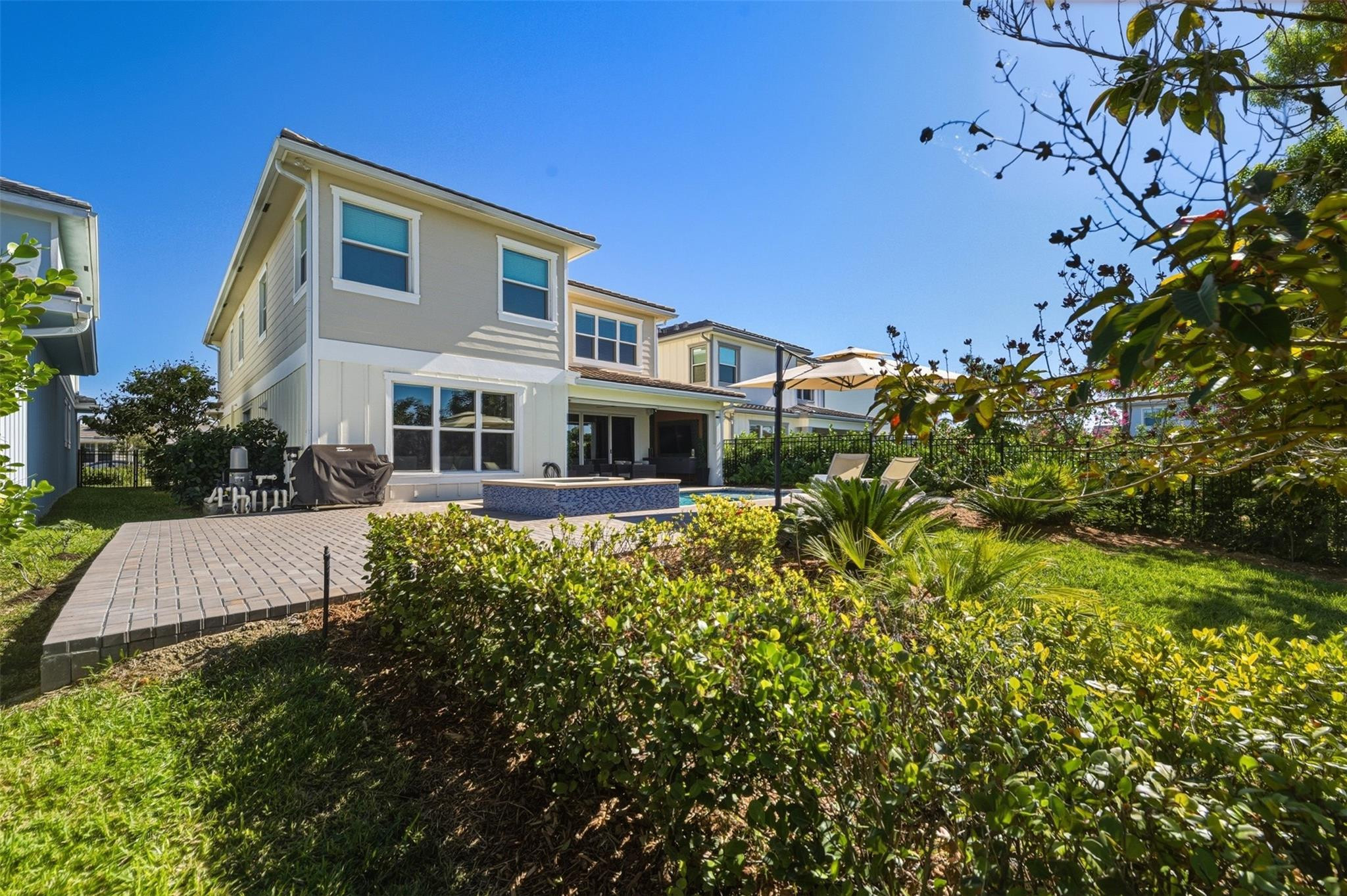 ARDEN PUD POD G SOUTH - Residential Lease