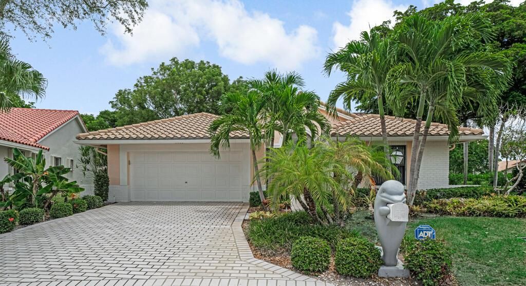 Photo of 4521 Catamaran Circle, Boynton Beach, FL 33436 (MLS # R11114109)