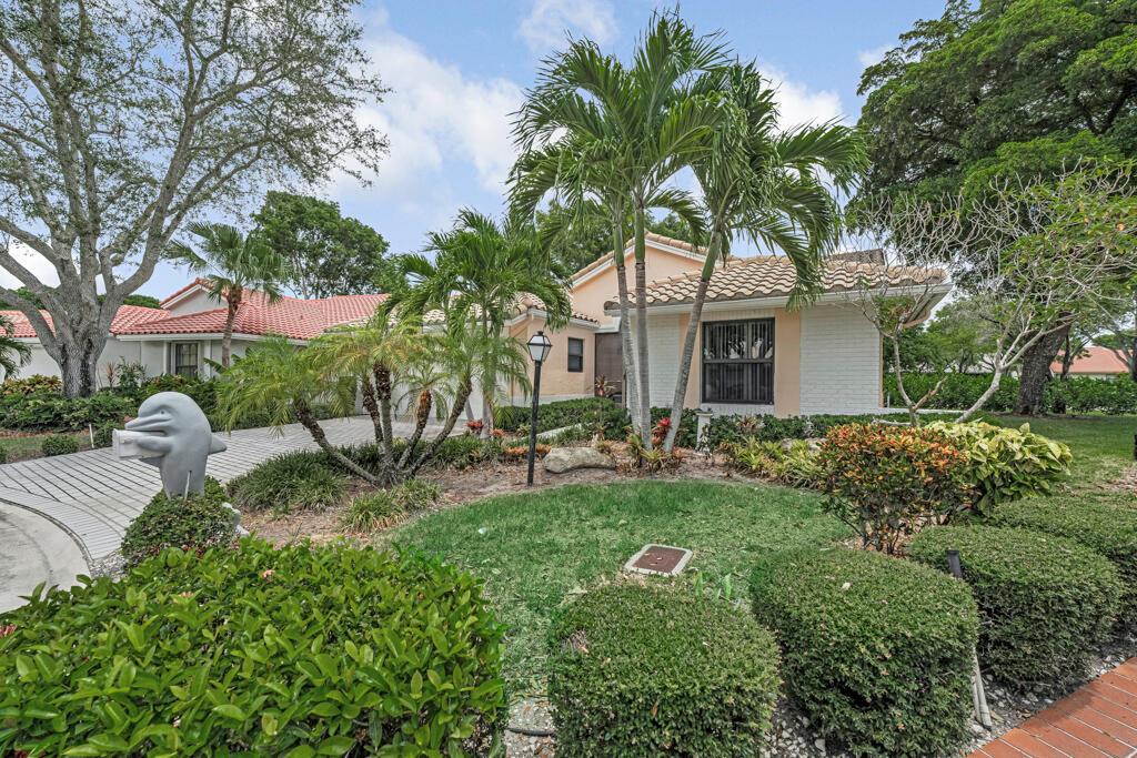 4521 Catamaran Circle