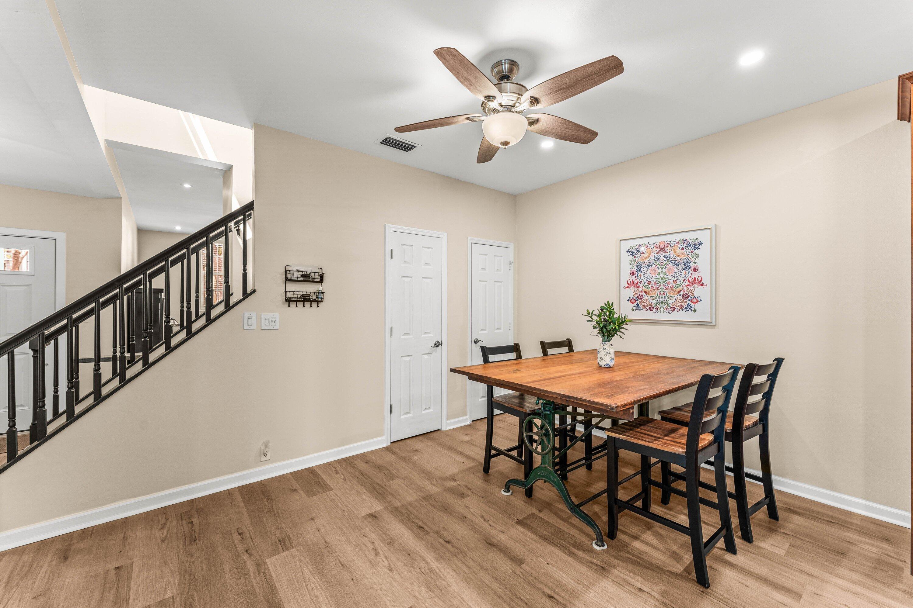 CHARLESTON PLACE - Residential