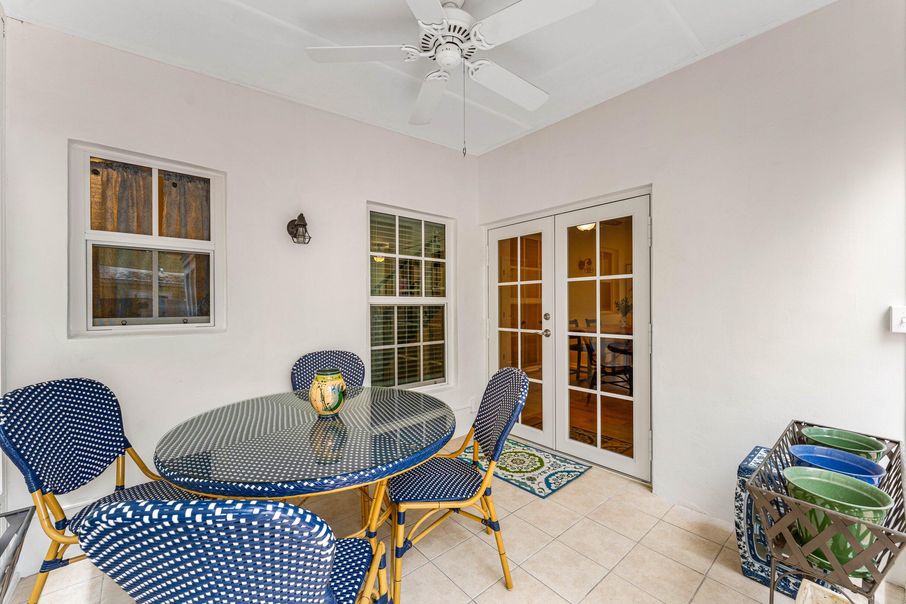 CHARLESTON PLACE - Residential