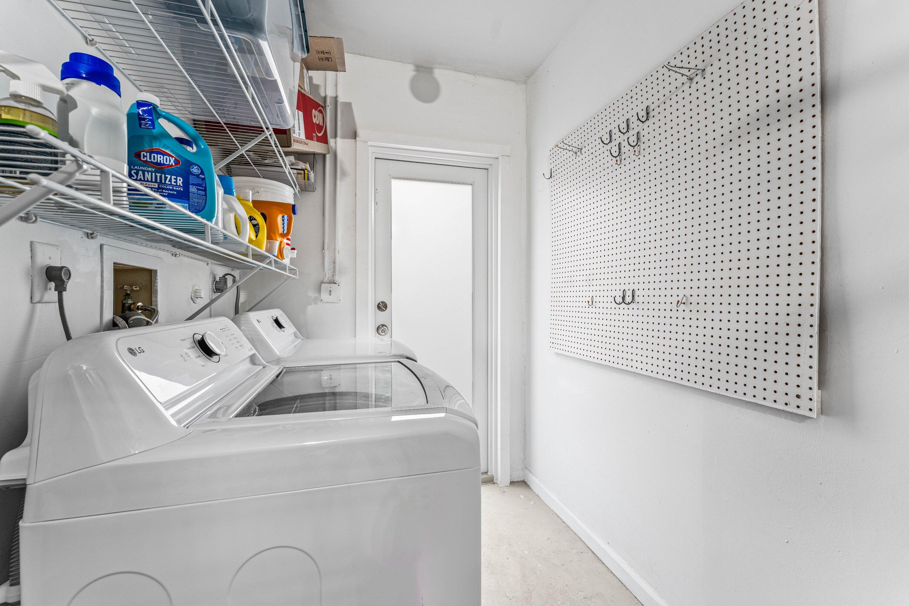 CHARLESTON PLACE - Residential