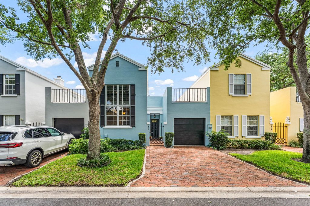Photo of 5908 Catesby Street, Boca Raton, FL 33433 (MLS # B26021592)