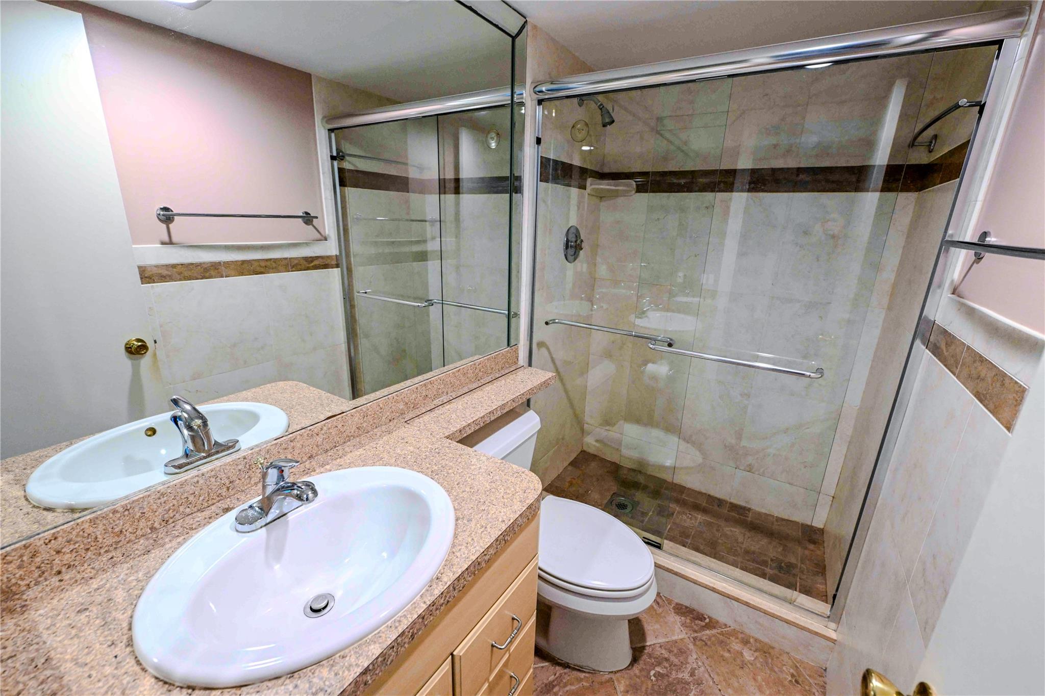 ISLAND CLUB ONE CONDO - Residential