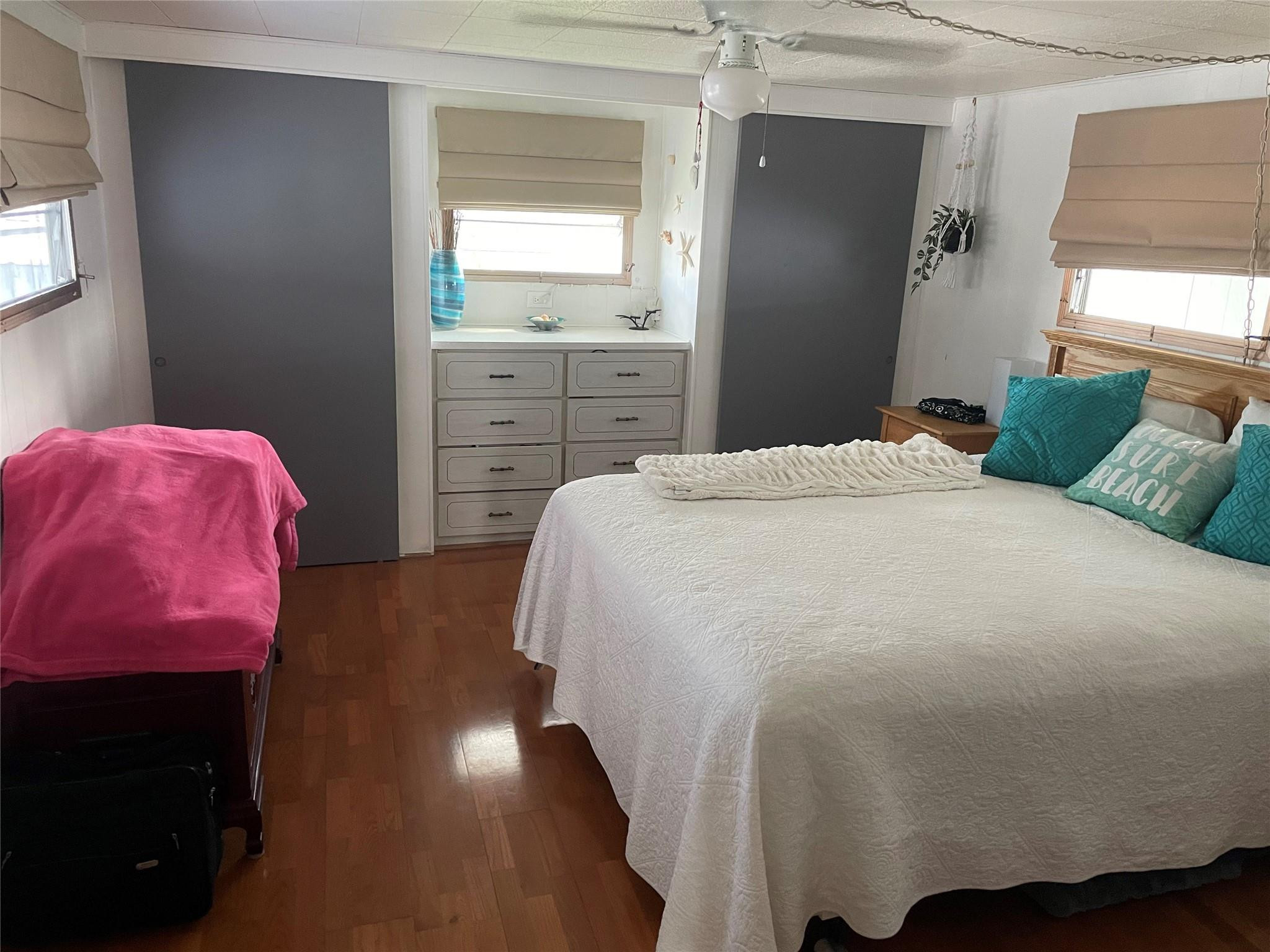 Park City Sec Two 56-25 B - Residential