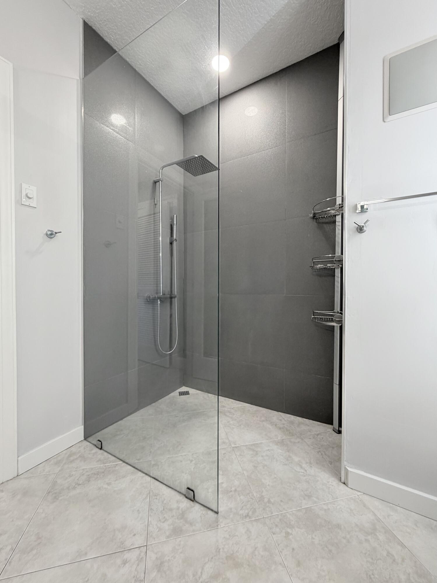 HIBISCUS BY THE SEA CONDOMINIUM - Residential