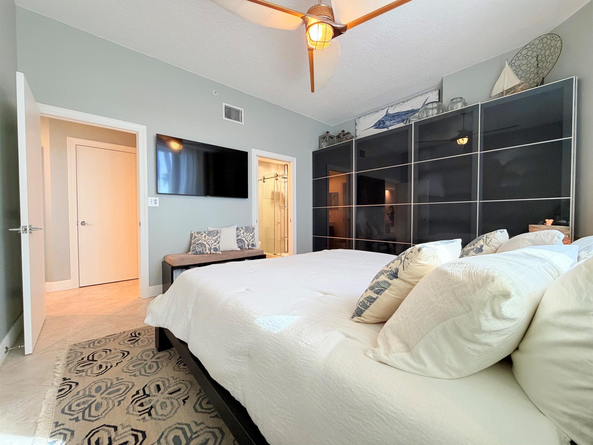 HIBISCUS BY THE SEA CONDO - Residential