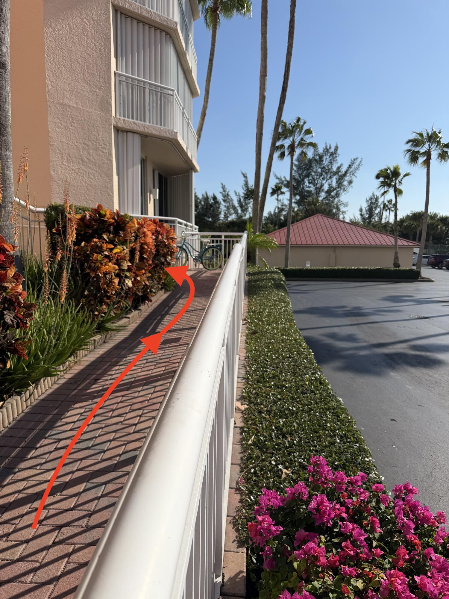 3880 N Highway A1a 104, Hutchinson Island, FL, 34949/$875,000 3 3880 N Highway A1a 104