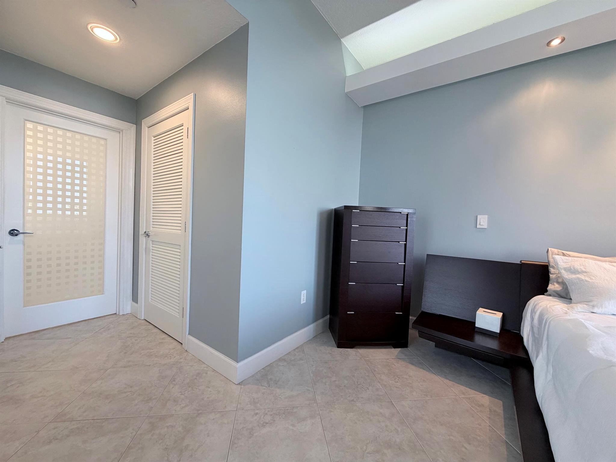 HIBISCUS BY THE SEA CONDO - Residential