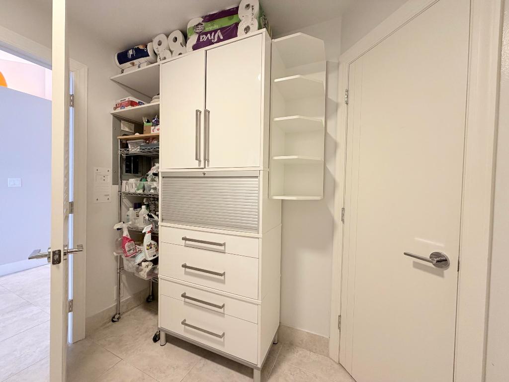 HIBISCUS BY THE SEA CONDOMINIUM - Residential