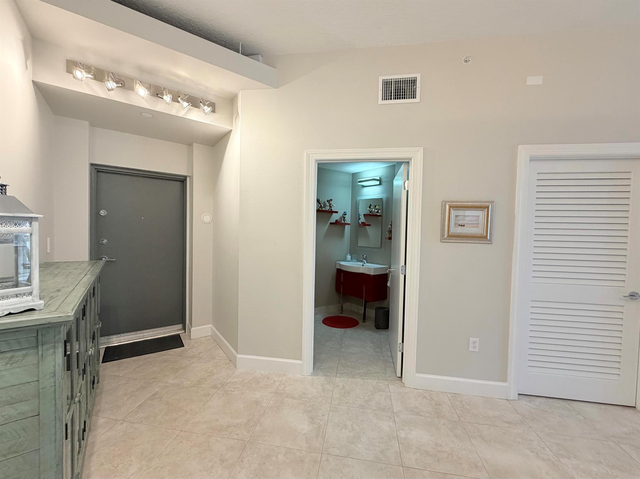 HIBISCUS BY THE SEA CONDO - Residential