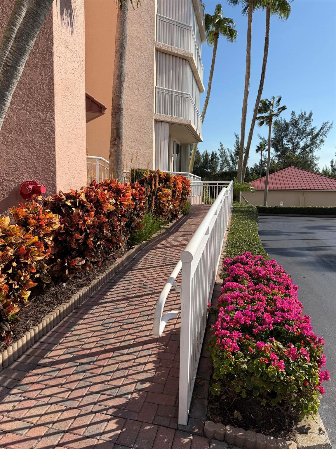 HIBISCUS BY THE SEA CONDO - Residential